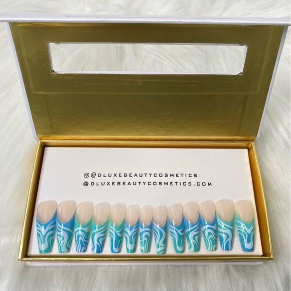 24pcs Luxury Press-on nails - Picture 2 of 13